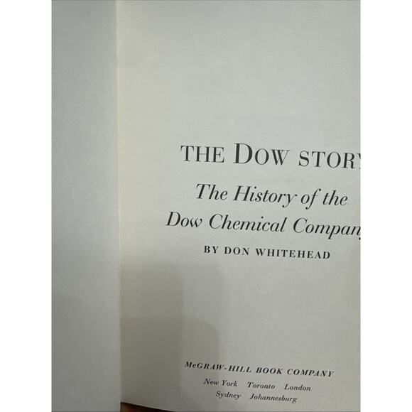 The Dow Story, 1968 Stated First Edition, History of the Dow Chemical Company - Picture 4 of 8